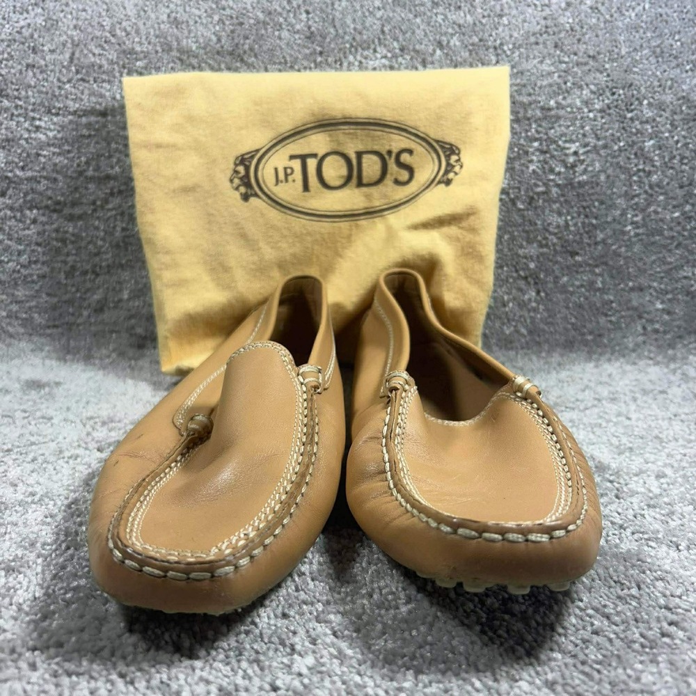 Tod's Gommino Driving Loafers Tan Leather Moc Toe Womens Size 40